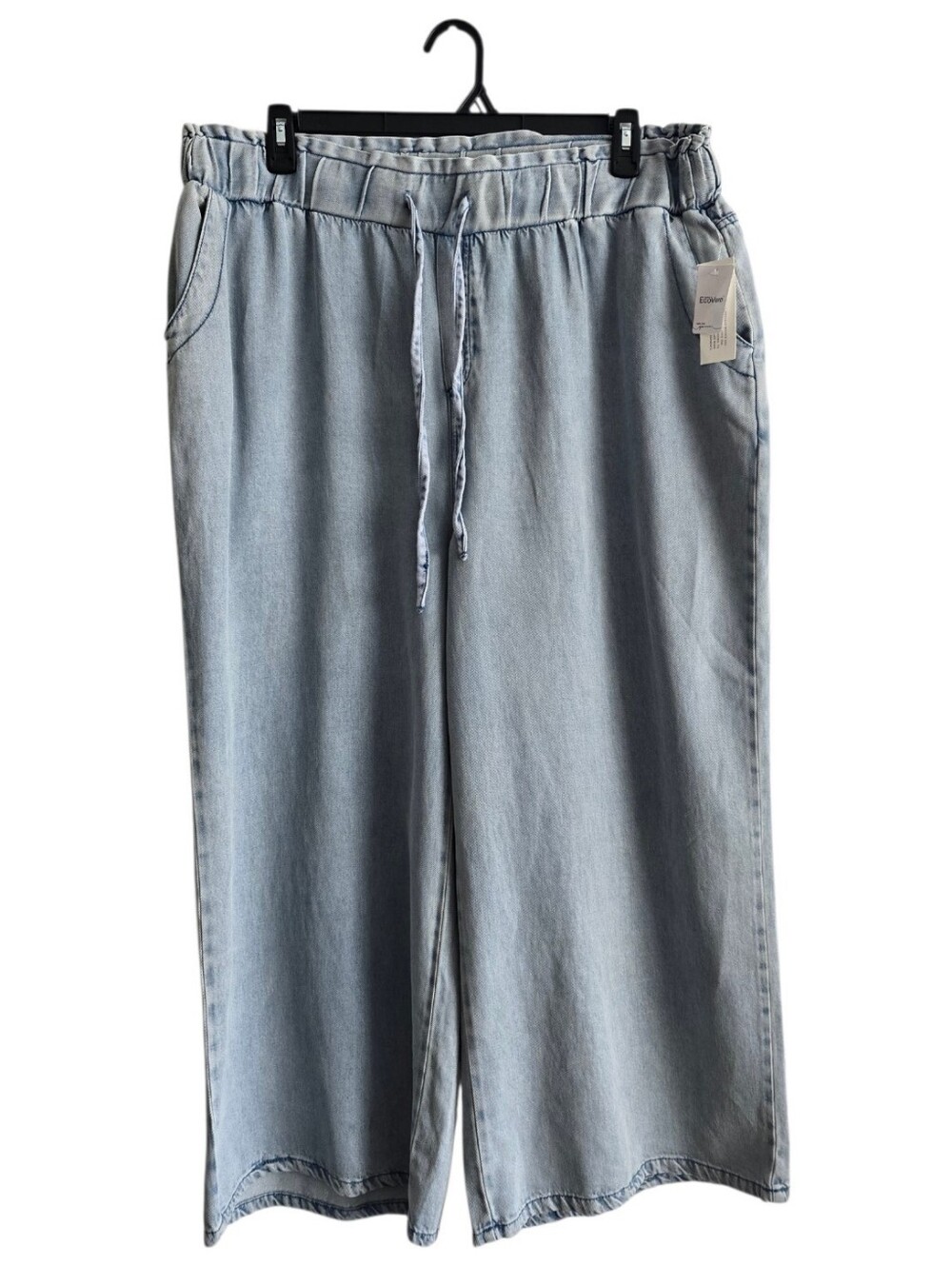 Velvet Heart Denim Light Wash Pull On Wide Leg Soft Womens Casual Pants Size 2X